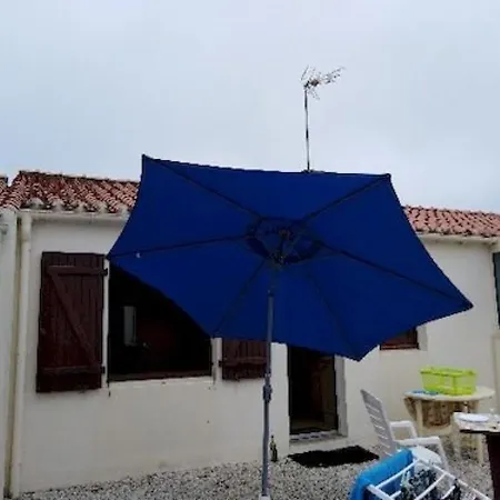 2 Au Calme, Proche Avec Cour Et Parking A - Fr-1-324-556 Holiday home *